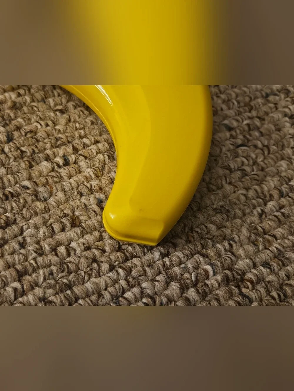 Tupperware Yellow Banana Holder